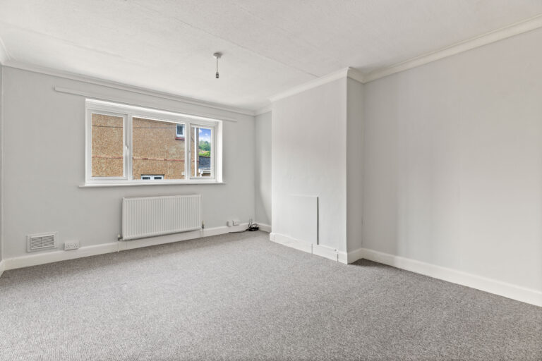 3 bedroom Apartment in Dover, Kent