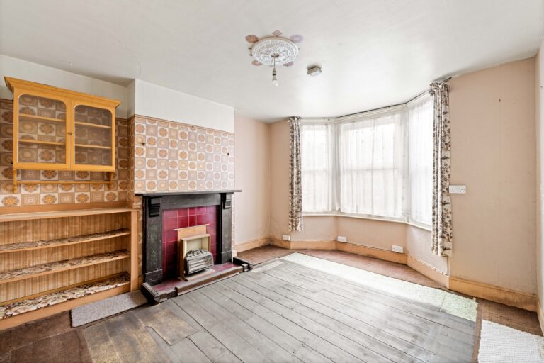 4 bedroom Terraced House in Dover, Kent