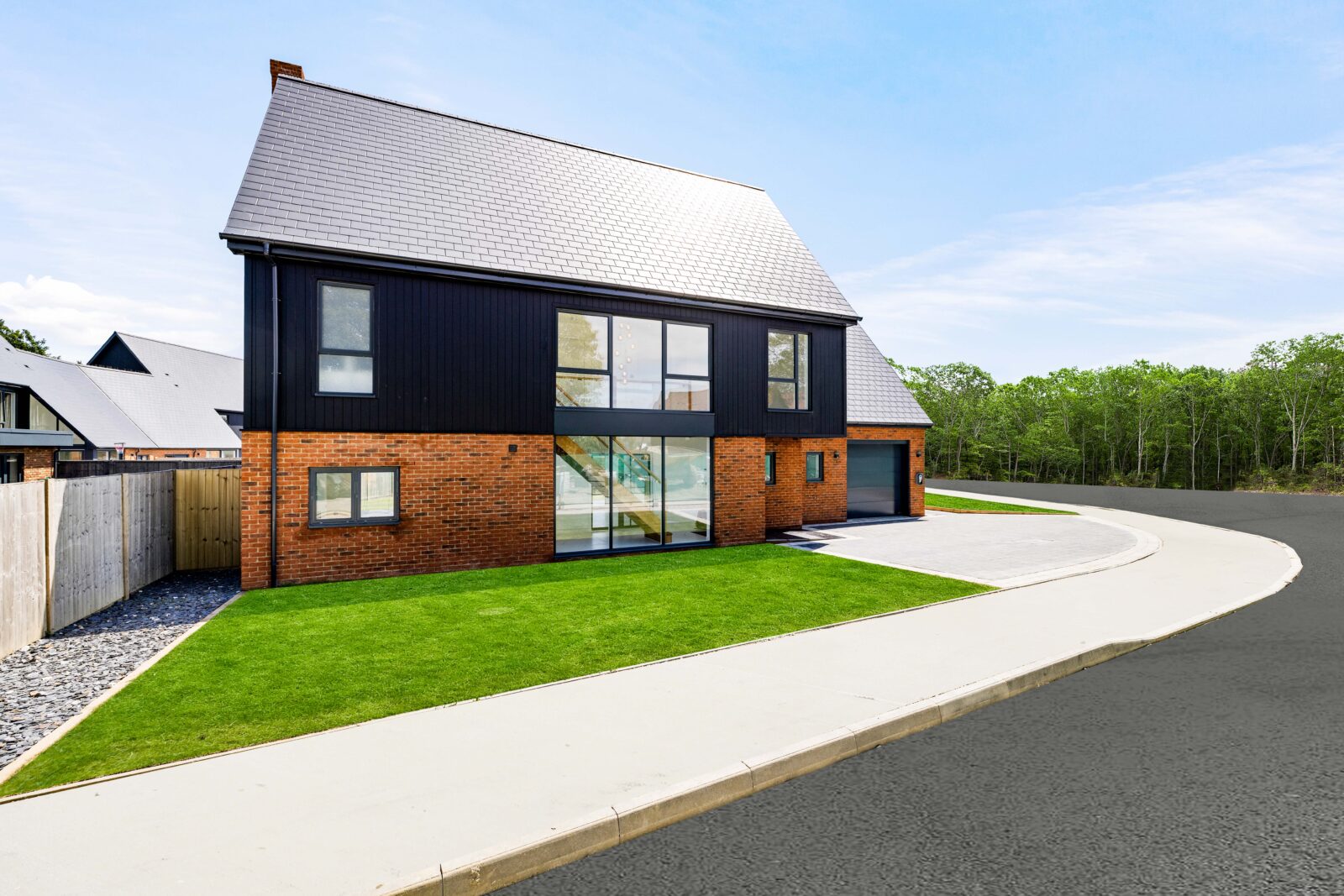 4 bedroom Detached House in Folkestone, Kent