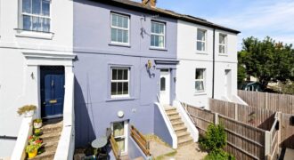 Flat 2, 2 Albion Place